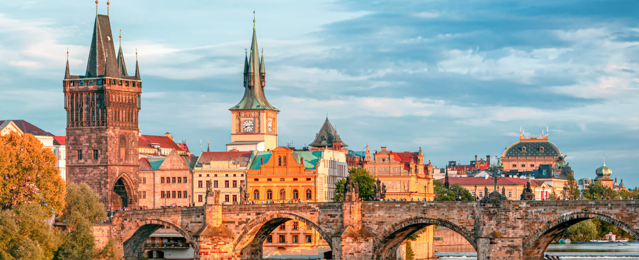 Prague,-,Colorful,Sunset,View,On,Old,Town,,Charles,Bridge