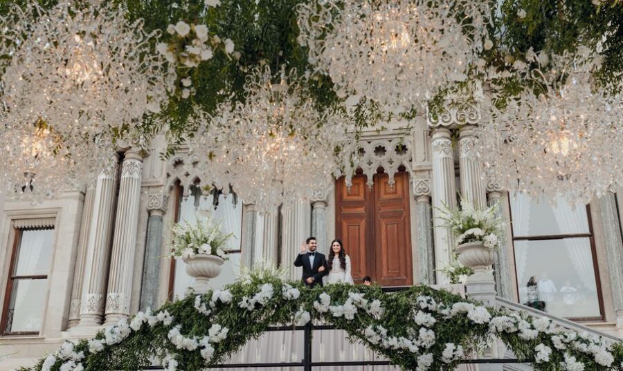 10 wedding trends lead