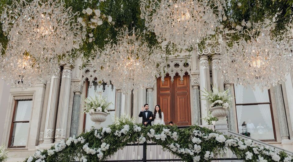 10 wedding trends lead