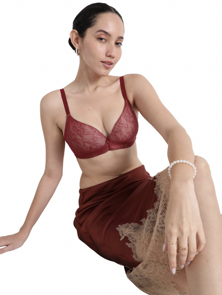 The Seasonless Wardrobe: Investment Pieces Brides Are Buying Now 9 The Seasonless Wardrobe: Investment Pieces Brides Are Buying Now