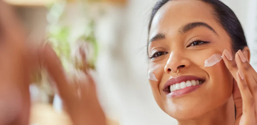 What_s_The_Best_Order_To_Apply_Your_Skincare_Products