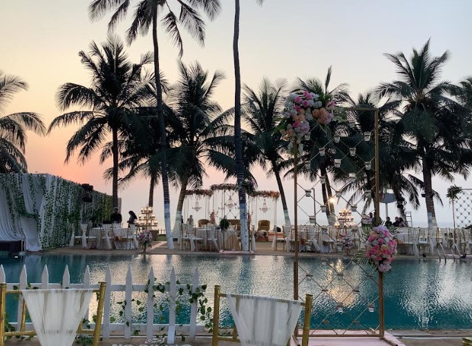 From Poolside Mehendis to Sundowner Receptions: New Wedding Formats Couples Love