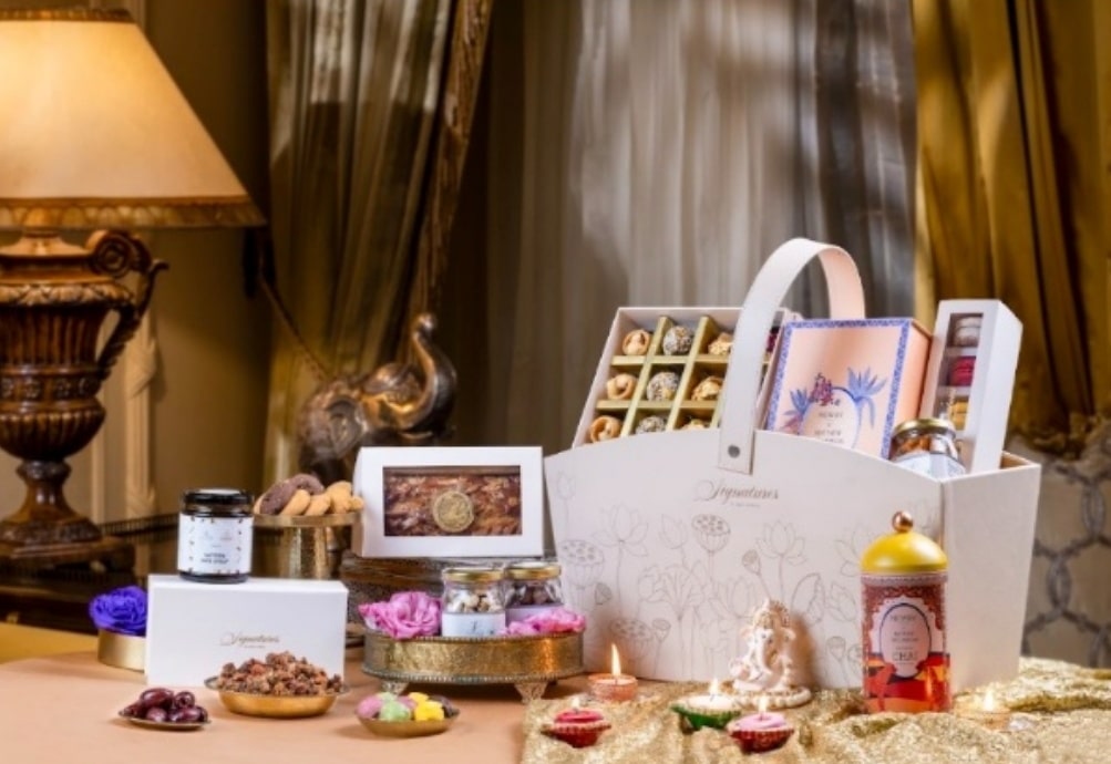 Gourmet Hampers & Sweet Indulgences to Gift This Diwali